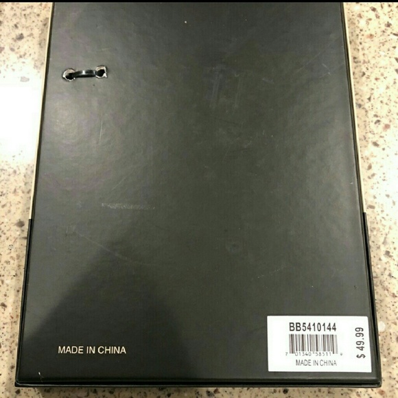 BNIB Rodeo wallet/ & key fob set - Picture 6 of 6